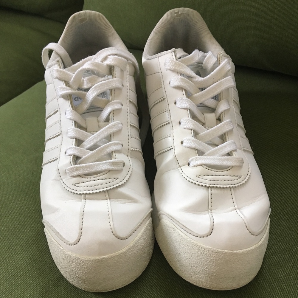 Vintage Adidas white sneakers , Samoa 8.5